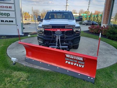New 2024 RAM 2500 Tradesman w/ Snow Chief Group image 2
