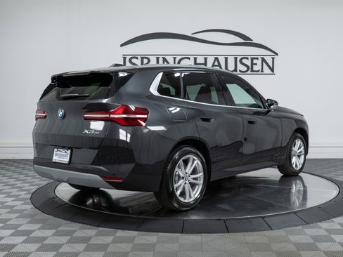 Used 2025 BMW X3 xDrive30i w/ Premium Package image 5