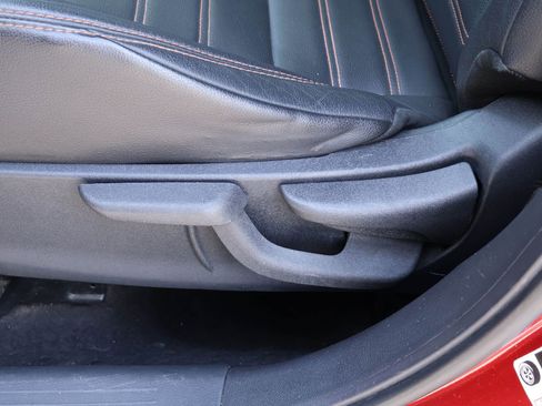 Used 2020 Nissan Kicks SR w/ SR Premium Package image 24