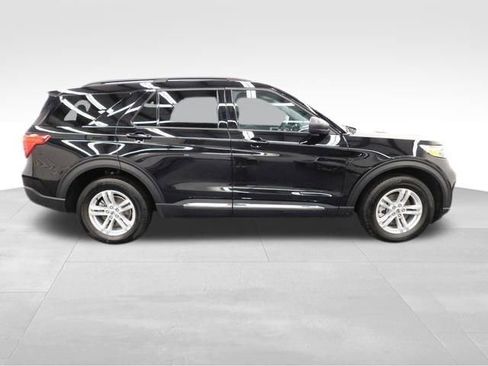 Used 2023 Ford Explorer XLT w/ Equipment Group 202A image 24