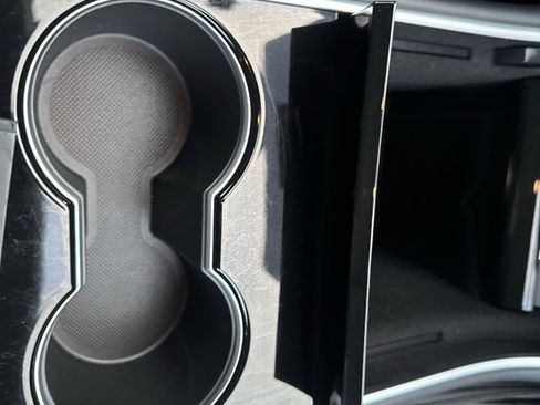 Used 2018 Tesla Model 3 Long Range image 34