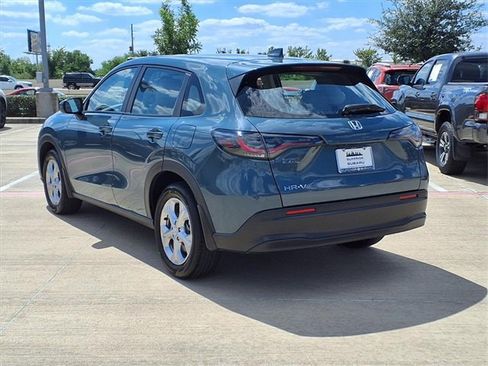 Used 2024 Honda HR-V LX image 3