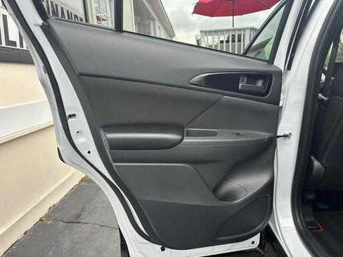 Used 2024 Mitsubishi Eclipse Cross LE image 21