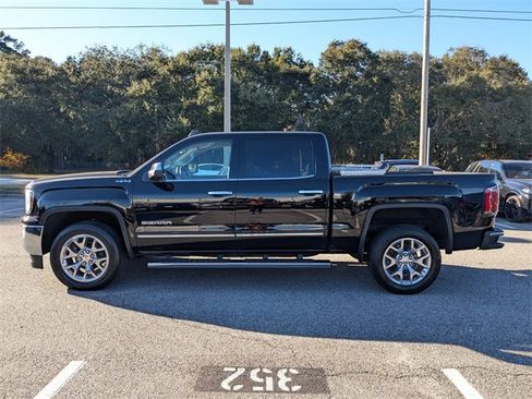 Used 2018 GMC Sierra 1500 SLT w/ SLT Premium Package image 8