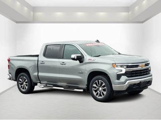 Used 2024 Chevrolet Silverado 1500 LT w/ Z71 Off-Road Package AWD/4WD video 1