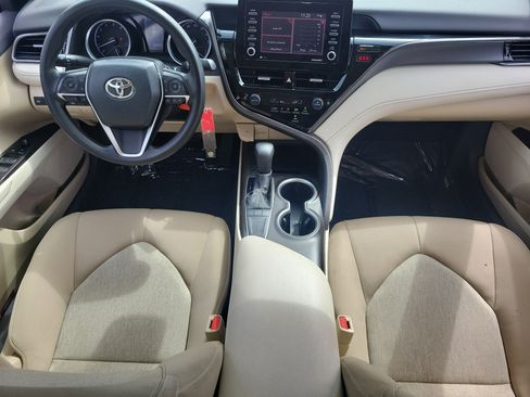 Used 2022 Toyota Camry LE FWD image 21