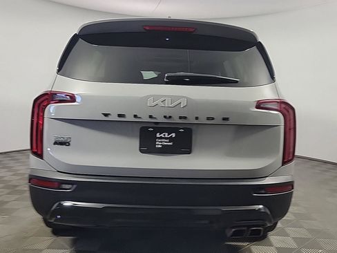 Certified 2022 Kia Telluride EX w/ EX Premium Package AWD/4WD image 5