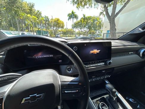 Used 2023 Chevrolet Colorado ZR2 image 21