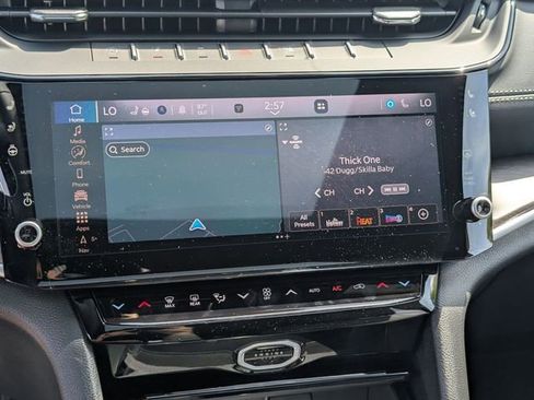 New 2026 Jeep Grand Cherokee L Limited AWD/4WD image 19
