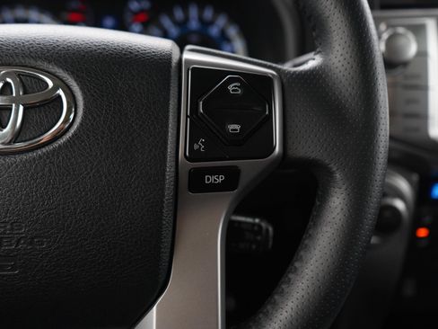Used 2018 Toyota 4Runner Limited AWD/4WD image 25