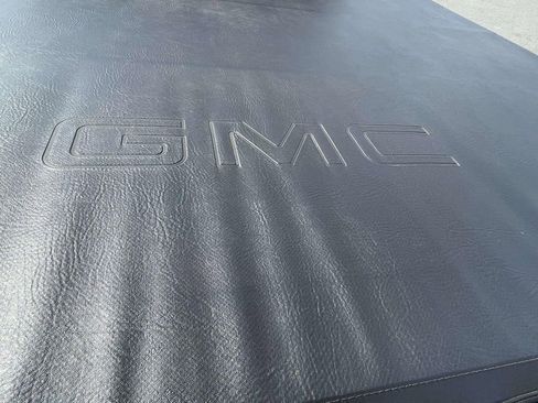 Used 2018 GMC Sierra 1500 SLT w/ SLT Premium Package image 13