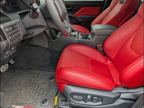 Used 2025 Toyota Tacoma TRD Pro image 10
