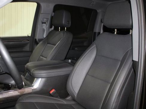 Used 2024 Chevrolet Silverado 1500 LTZ AWD/4WD image 11