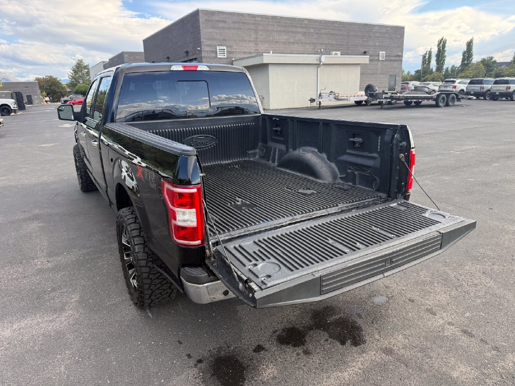 Used 2018 Ford F150 XLT w/ Equipment Group 302A Luxury AWD/4WD image 13