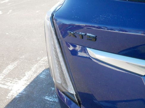 Certified 2023 Cadillac XT5 Sportv w/ LPO, Floor Liner Package image 17