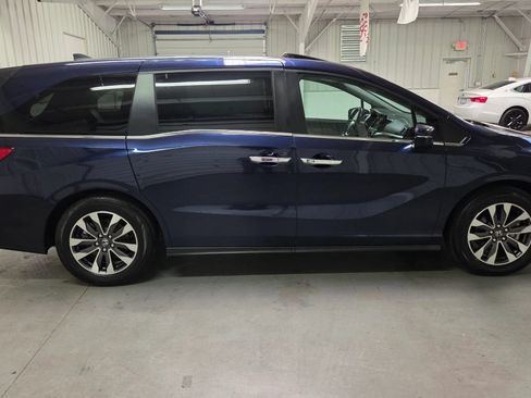 Used 2023 Honda Odyssey EX-L image 9