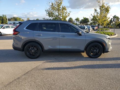 Certified 2025 Honda CR-V Sport-L image 3