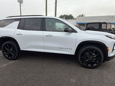 New 2026 Chevrolet Traverse RS AWD/4WD image 9
