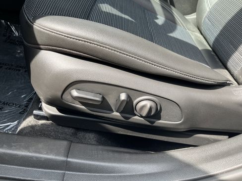 Used 2024 Buick Envista Preferred w/ Convenience I Package image 23