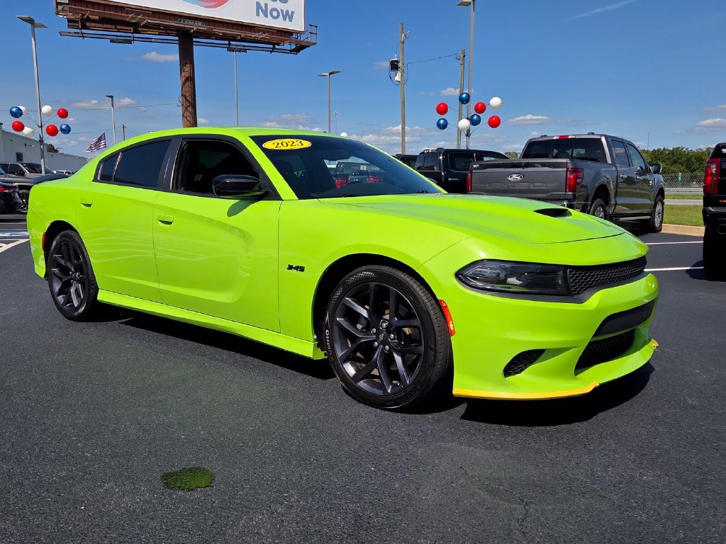 Used 2023 Dodge Charger R/T w/ Blacktop Package RWD image 16