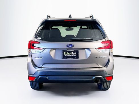 Used 2024 Subaru Forester Premium AWD/4WD image 7