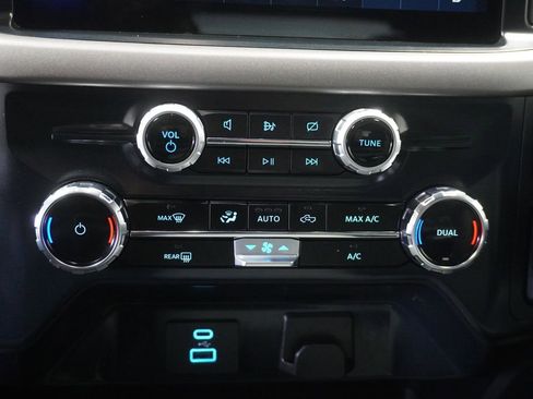 Used 2024 Ford F150 XLT w/ Tow/Haul Package image 16