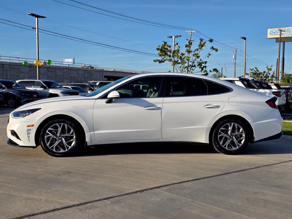 Used 2023 Hyundai Sonata SEL w/ Convenience Package FWD image 5