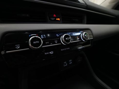 Certified 2023 Honda Pilot LX image 21