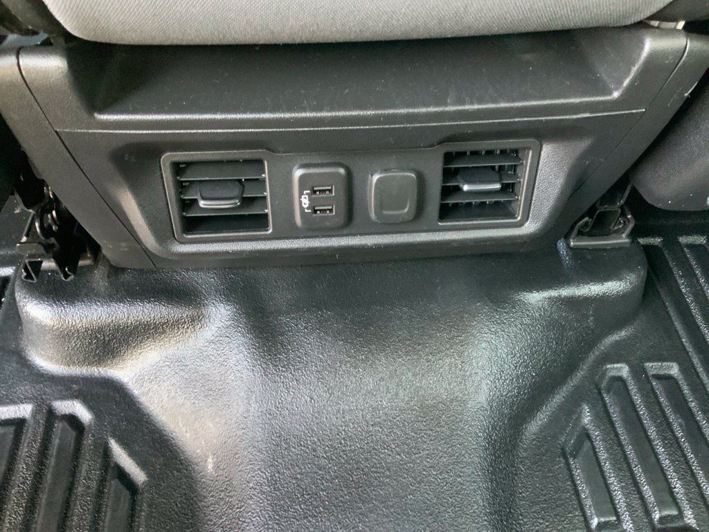 Used 2021 Chevrolet Silverado 2500 LT w/ Convenience Package AWD/4WD image 21