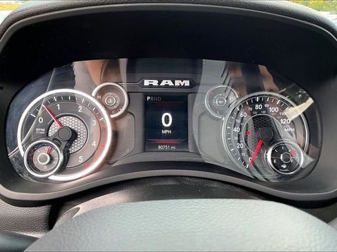 Used 2024 RAM 2500 Big Horn image 21