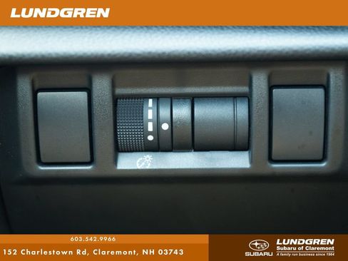 Certified 2025 Subaru Crosstrek 2.5i Premium AWD/4WD image 13