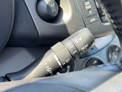 Used 2011 Toyota RAV4 Limited w/ Limited Extra Value Pkg image 28