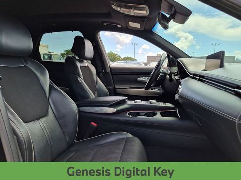 Used 2023 Genesis GV70 2.5T w/ Sport Prestige Package AWD/4WD image 31