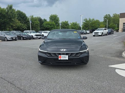 Used 2026 Hyundai Elantra Sport FWD image 2