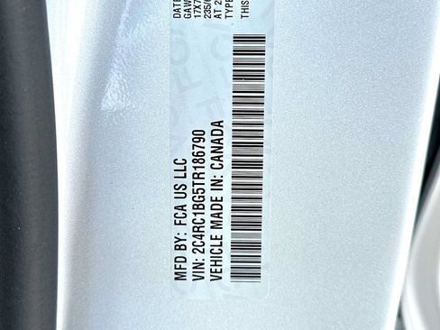 Used 2026 Chrysler Pacifica Select FWD image 22