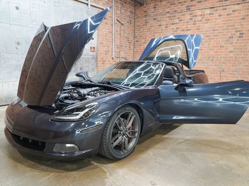 Used 2013 Chevrolet Corvette Coupe w/ Battery Protection Package RWD image 25