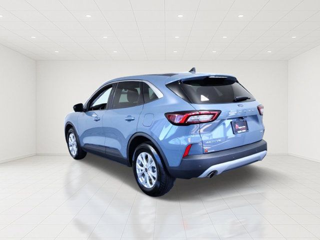 Certified 2023 Ford Escape Active w/ Tech Pack #2 AWD/4WD image 4