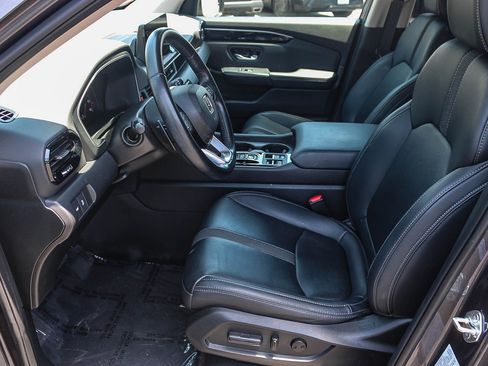 Used 2023 Honda Pilot EX-L image 18