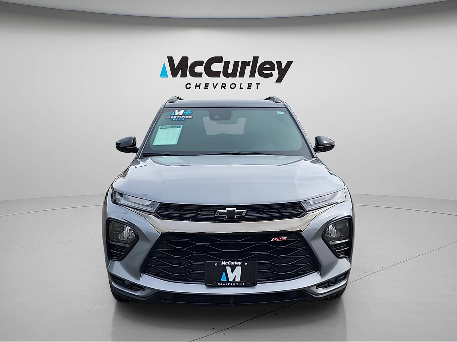 Used 2023 Chevrolet TrailBlazer RS w/ Convenience Package AWD/4WD image 2