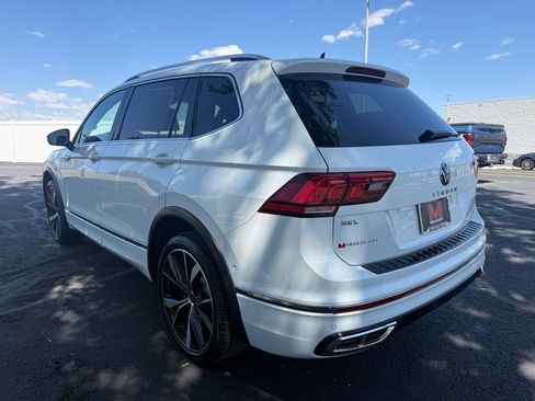 Used 2024 Volkswagen Tiguan SEL R-Line AWD/4WD image 9