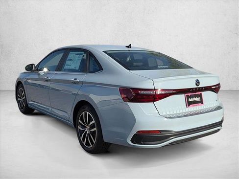 New 2026 Volkswagen Jetta SE FWD image 9