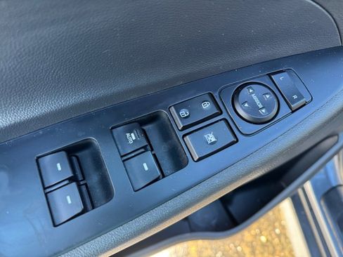 Certified 2021 Hyundai Tucson Sport image 22