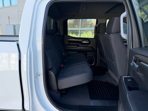 Used 2023 Chevrolet Silverado 1500 RST w/ Z71 Off-Road Package AWD/4WD image 34
