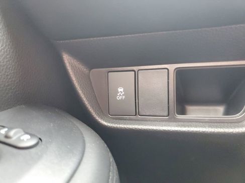 New 2026 Honda HR-V LX image 28