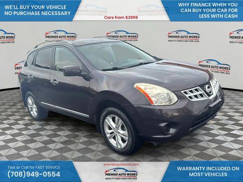 Used 2012 Nissan Rogue SV image 3