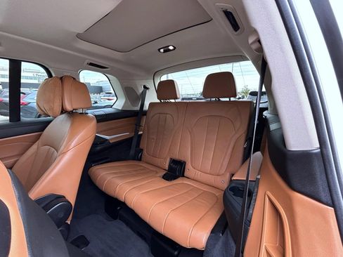Used 2020 BMW X7 xDrive40i w/ Premium Package AWD/4WD image 20