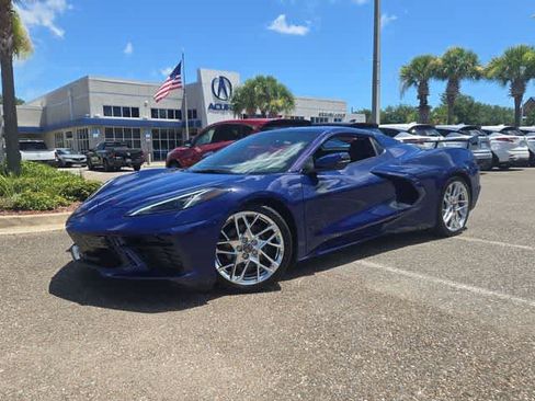 Used 2025 Chevrolet Corvette Stingray Premium Conv w/ 3LT RWD image 2