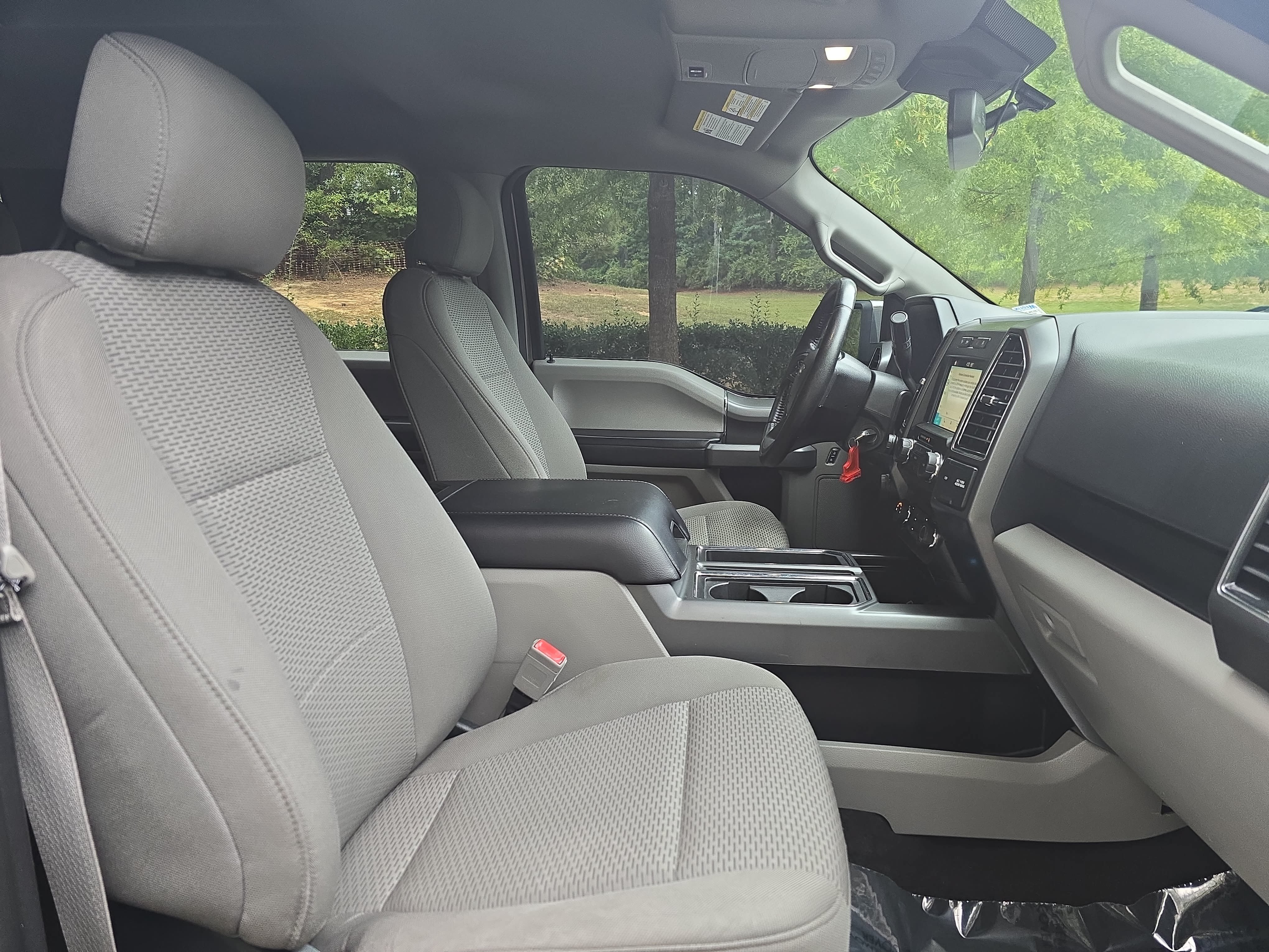 Used 2019 Ford F150 XLT w/ Equipment Group 302A Luxury AWD/4WD image 10