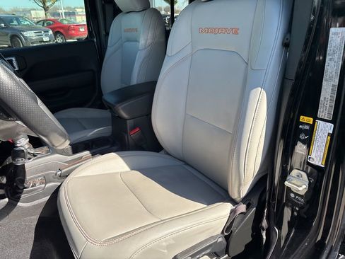 Used 2023 Jeep Gladiator Mojave w/ LED Lighting Group image 58