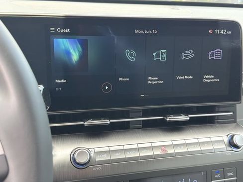 Used 2026 Hyundai Kona SEL Sport AWD/4WD image 31